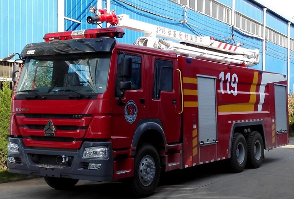豪沃18米舉高噴射消防車(chē)