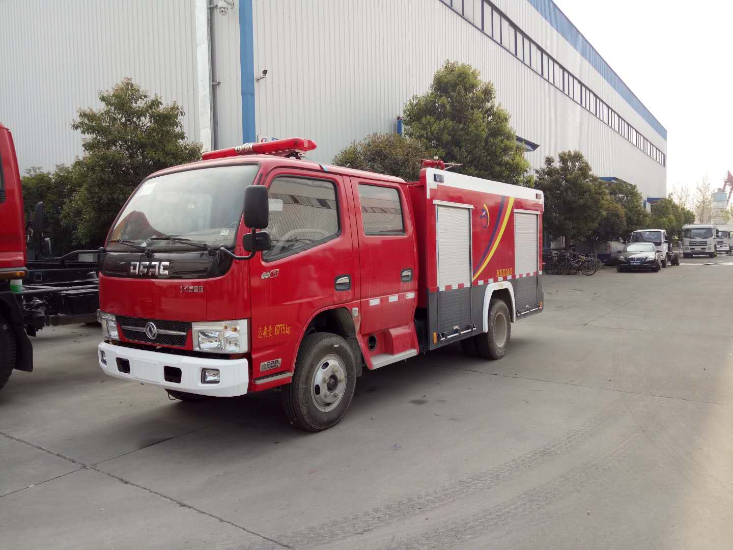 東風(fēng)凱普特2.5噸水罐消防車